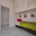 Dolce House Stunning Views By The Sea 度假居 *