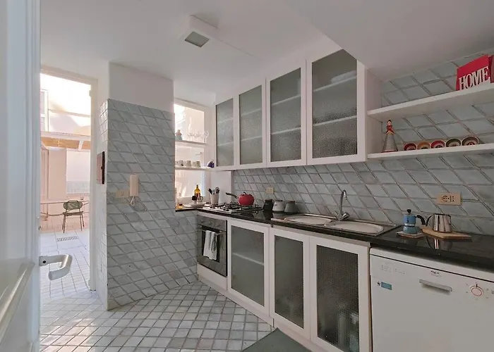 Holiday home Dolce House Stunning Views By The Sea *